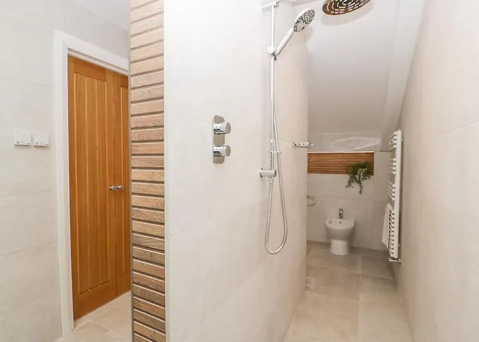 Bilsham Meadows Holiday home