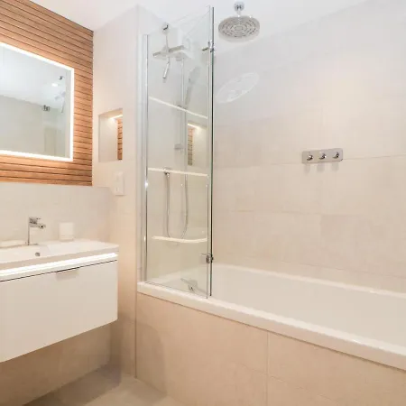 Bilsham Meadows 펜션 *